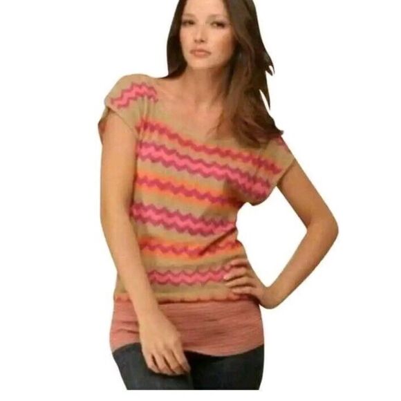 Free People Sweater Womens XS Wool Blend Tan Pink Chevron Pullover Short Sleeve - Picture 1 of 9
